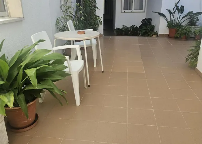 Romeu 3* Картейра