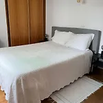 Romeu לינה וארוחת בוקר
