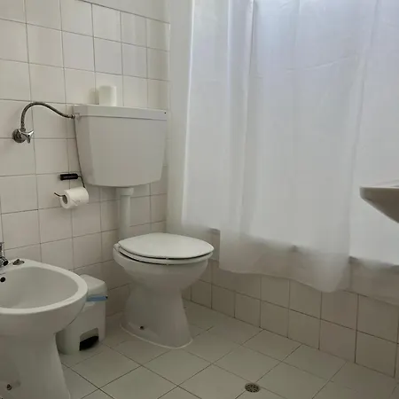 Bed & Breakfast Romeu Quarteira