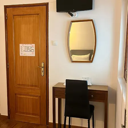 Romeu Bed & Breakfast Quarteira