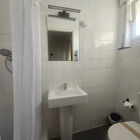 Romeu Bed & Breakfast Quarteira